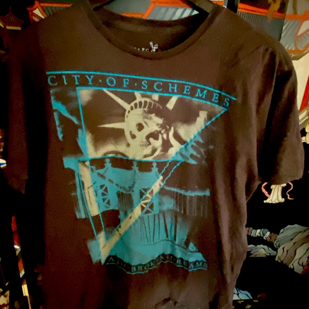 Marc ecko high end shirt